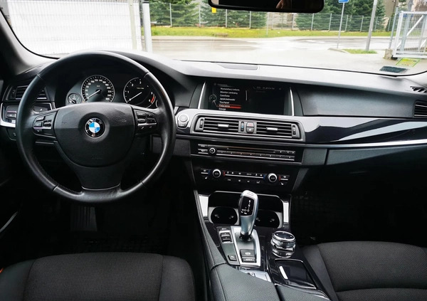 BMW Seria 5 cena 55000 przebieg: 245000, rok produkcji 2014 z Kielce małe 154